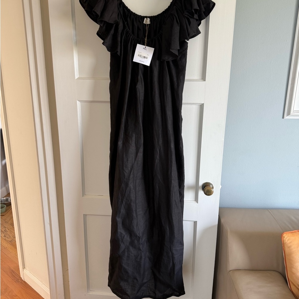 Black Ruched Off-the-Shoulder Maxi Dress